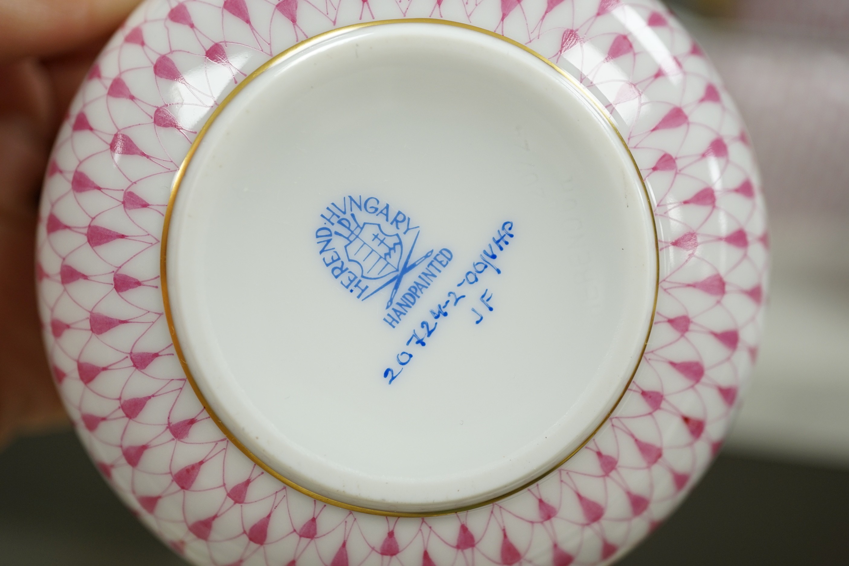 A Herend red scale pattern part tea set including two large teapots